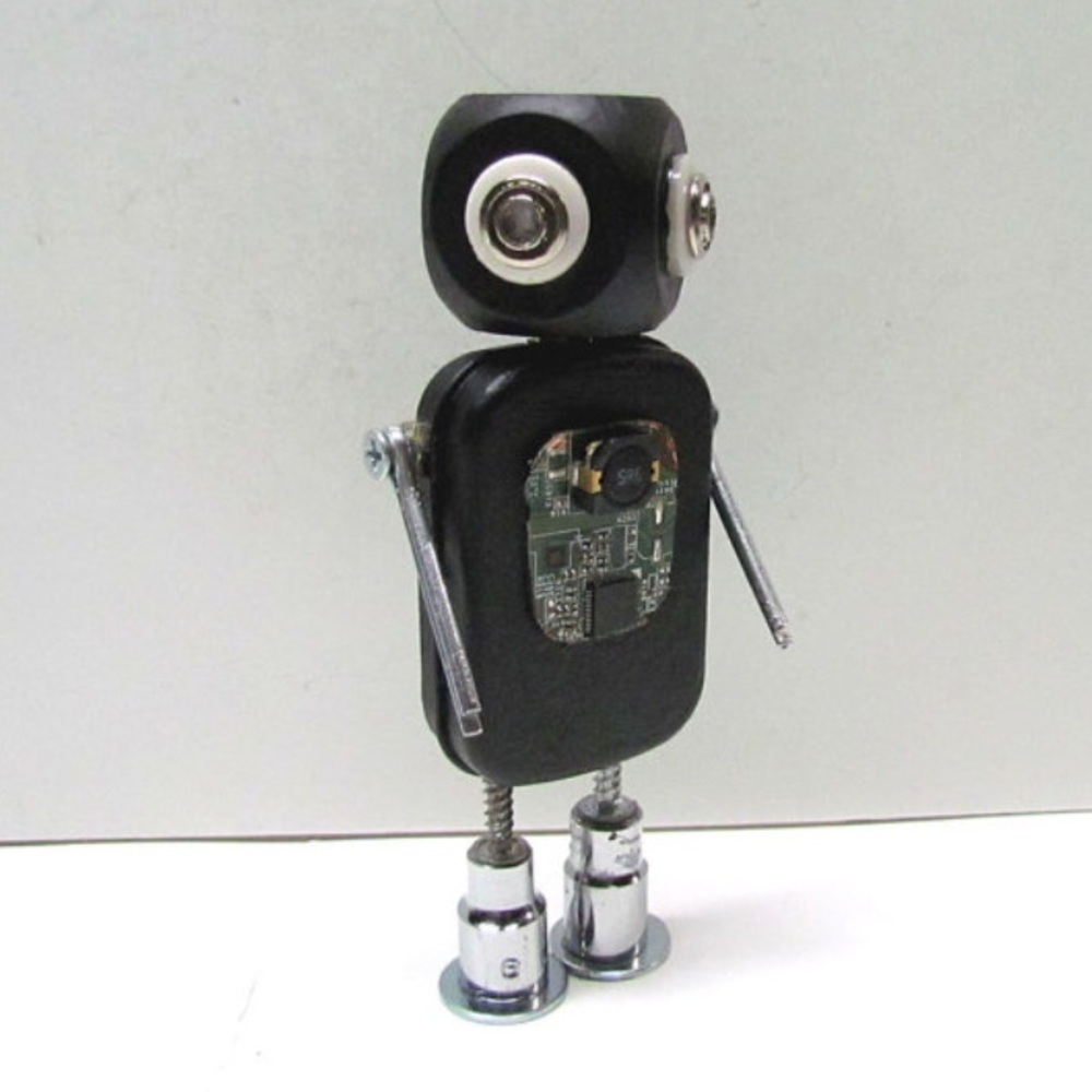 Found Objects Robot Sculpture / Assemblage Robot - image 2